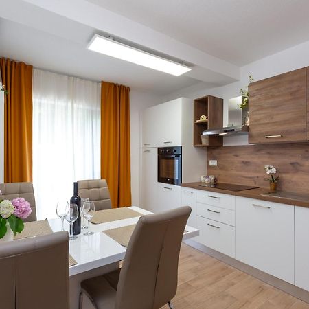Apartment Vita Porec Exterior photo